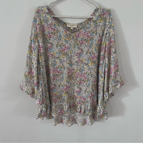 Cynthia Rowley Woman Floral Print V-Neck Ruffle Sleeve Blouse |Plus Size 1X| - Picture 2 of 6